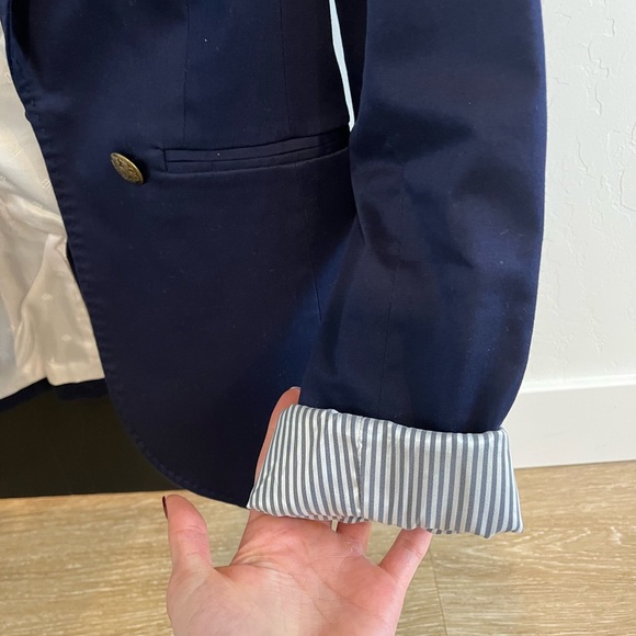 Navy blue blazer with gold buttons - Picture 5 of 8